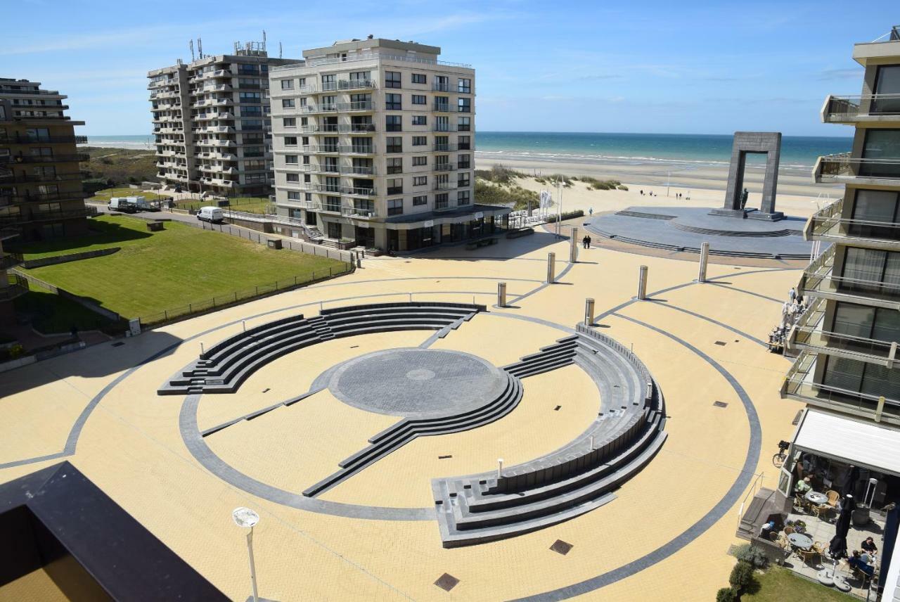 Appartamento Plaza De Panne Esterno foto