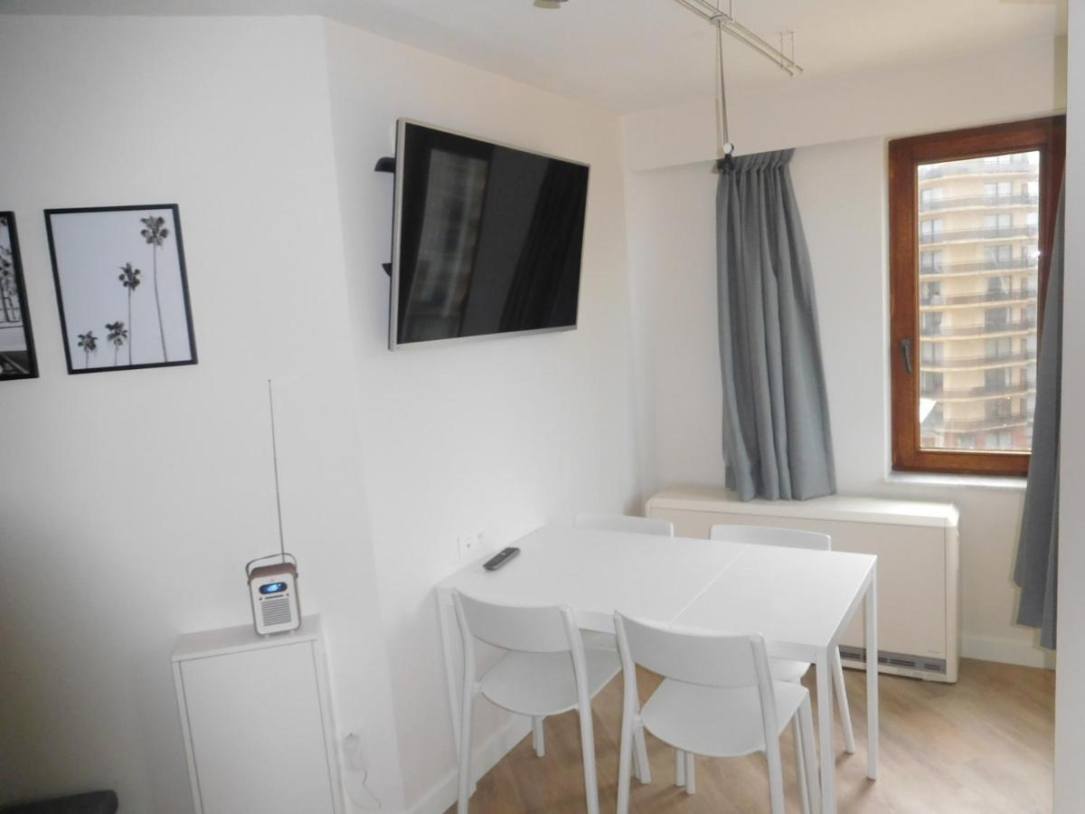 Appartamento Plaza De Panne Esterno foto